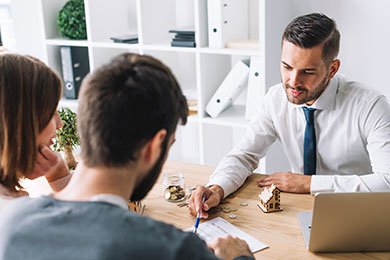 Petite entreprise recevant un financement